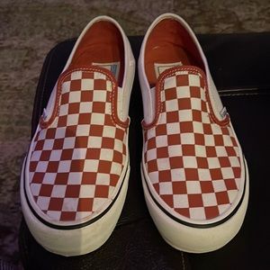 Vans dark red checkerboard skate slides ultracush